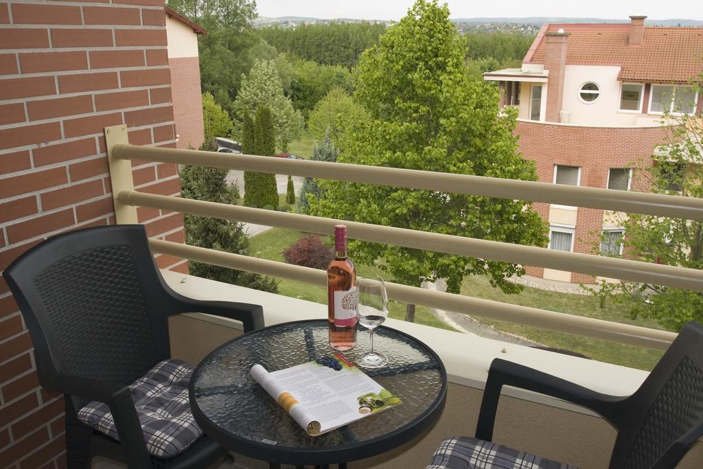 Vita Apartmanok Hévíz Buitenkant foto